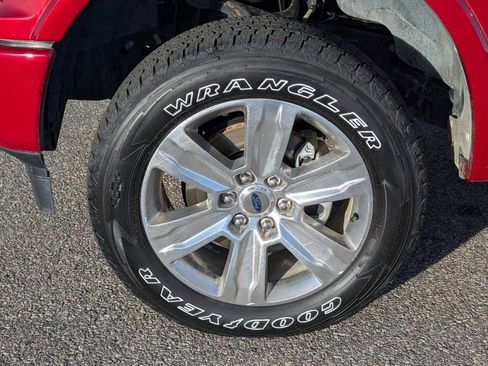 Certified 2020 Ford F150 Platinum w/ FX4 Off-Road Package image 14