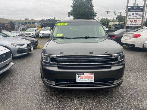Used 2018 Ford Flex Limited w/ Equipment Group 303A AWD/4WD image 4