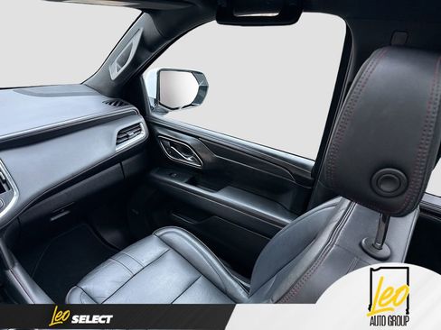 Used 2021 Chevrolet Tahoe RST w/ Luxury Package image 24