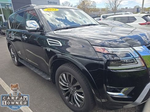 Used 2022 Nissan Armada Platinum w/ Captain's Chairs Package image 11