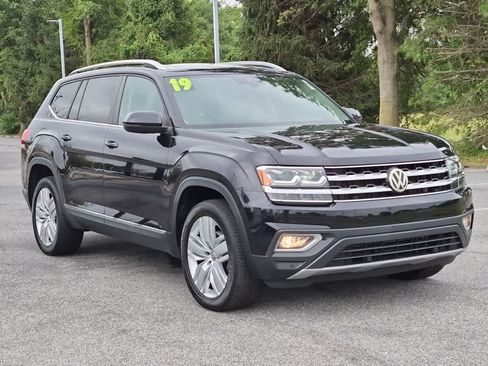 Used 2019 Volkswagen Atlas SEL AWD/4WD image 2