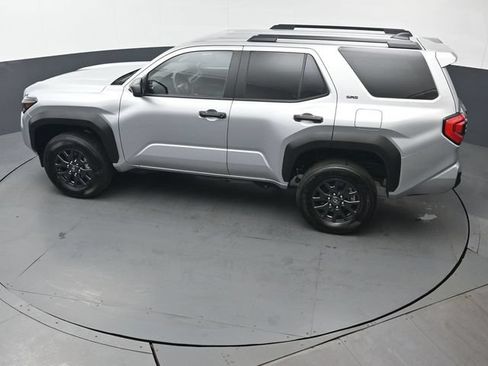 Certified 2026 Toyota 4Runner SR5 AWD/4WD image 43