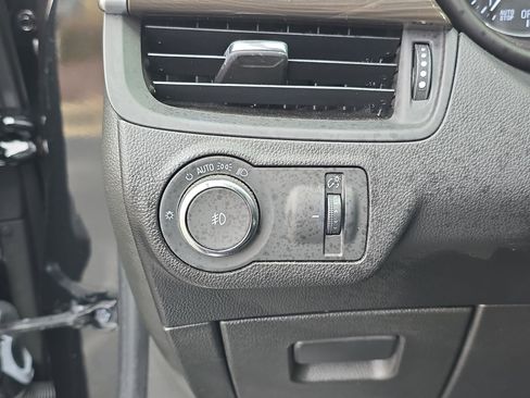 Used 2020 Buick Envision Premium image 24