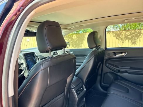 Used 2022 Ford Edge Titanium w/ Class II Trailer Tow Package image 20