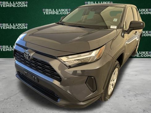 Used 2024 Toyota RAV4 LE image 7