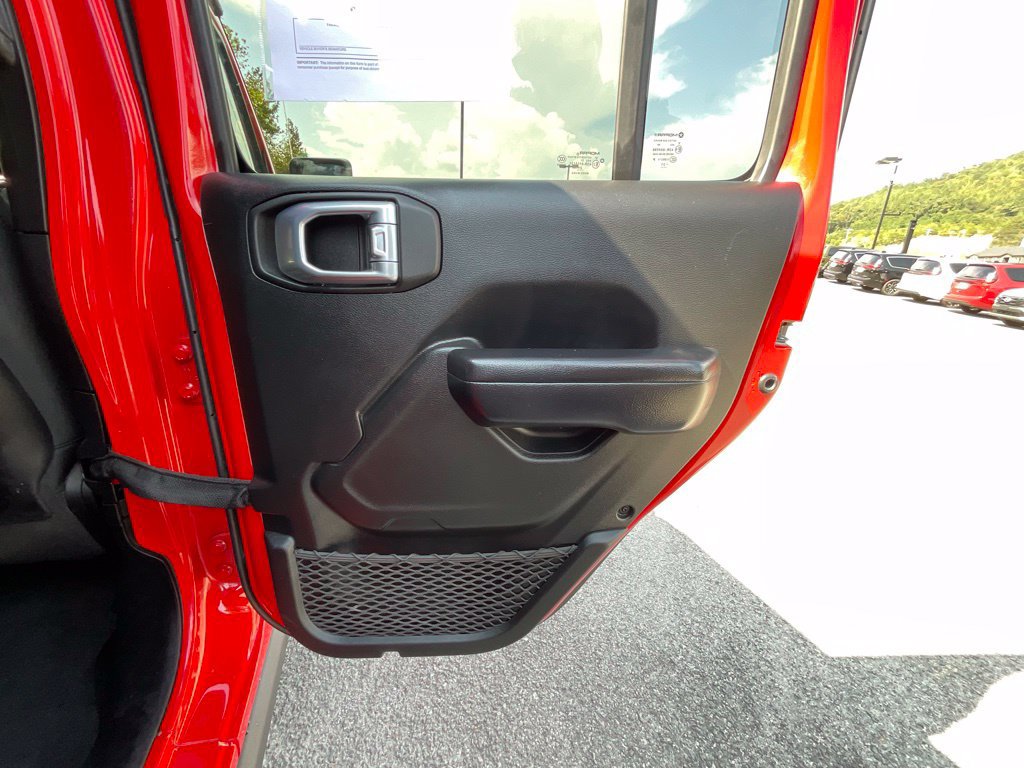 Used 2021 Jeep Wrangler Unlimited Rubicon AWD/4WD image 23