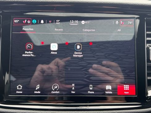 Certified 2022 Dodge Durango R/T w/ Tow 'N Go Package image 15