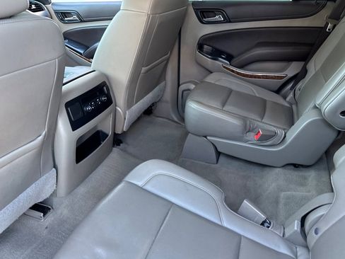 Used 2020 Chevrolet Tahoe Premier AWD/4WD image 15