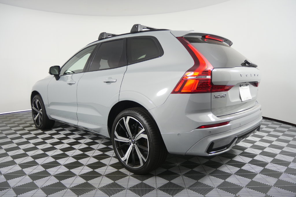 Used 2025 Volvo XC60 B5 Ultra w/ Protection Package Premier AWD/4WD image 6