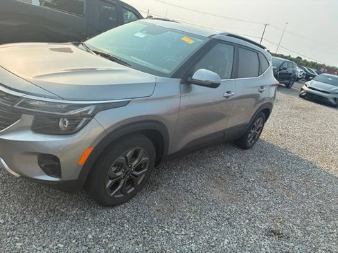 Used 2024 Kia Seltos S FWD image 5
