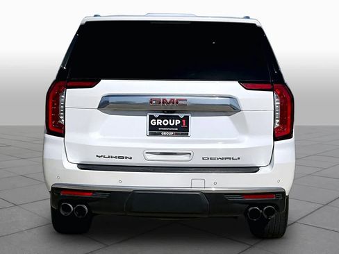 Used 2024 GMC Yukon Denali w/ Denali Reserve Package AWD/4WD image 5