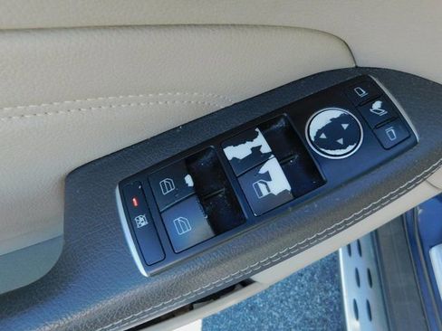 Used 2015 Mercedes-Benz ML 350 4MATIC image 12