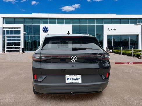 New 2026 Volkswagen ID.4 Pro S Plus AWD/4WD image 6
