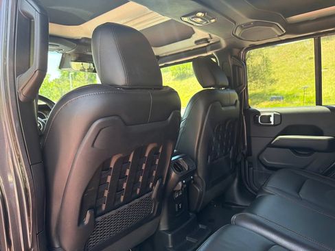 Used 2021 Jeep Wrangler Unlimited Rubicon AWD/4WD image 23