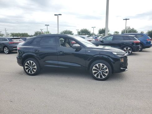 New 2026 Audi Q3 quattro 2.0T AWD/4WD image 4