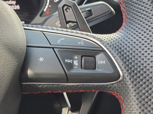 Used 2022 Lamborghini Urus AWD/4WD image 22