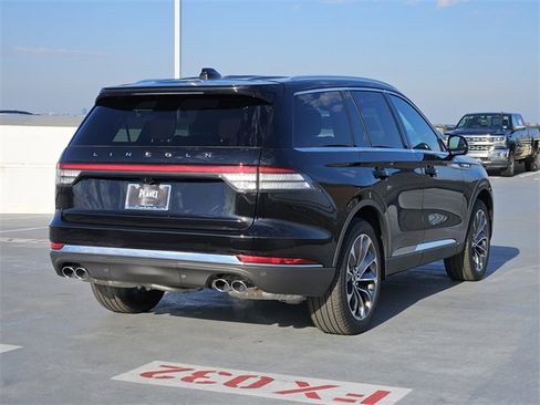 New 2026 Lincoln Aviator Reserve image 7
