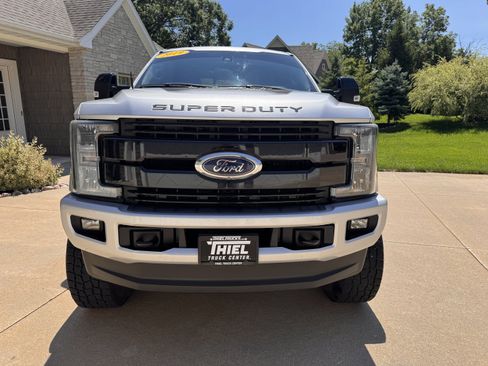 Used 2019 Ford F250 Lariat w/ Lariat Ultimate Package AWD/4WD image 12