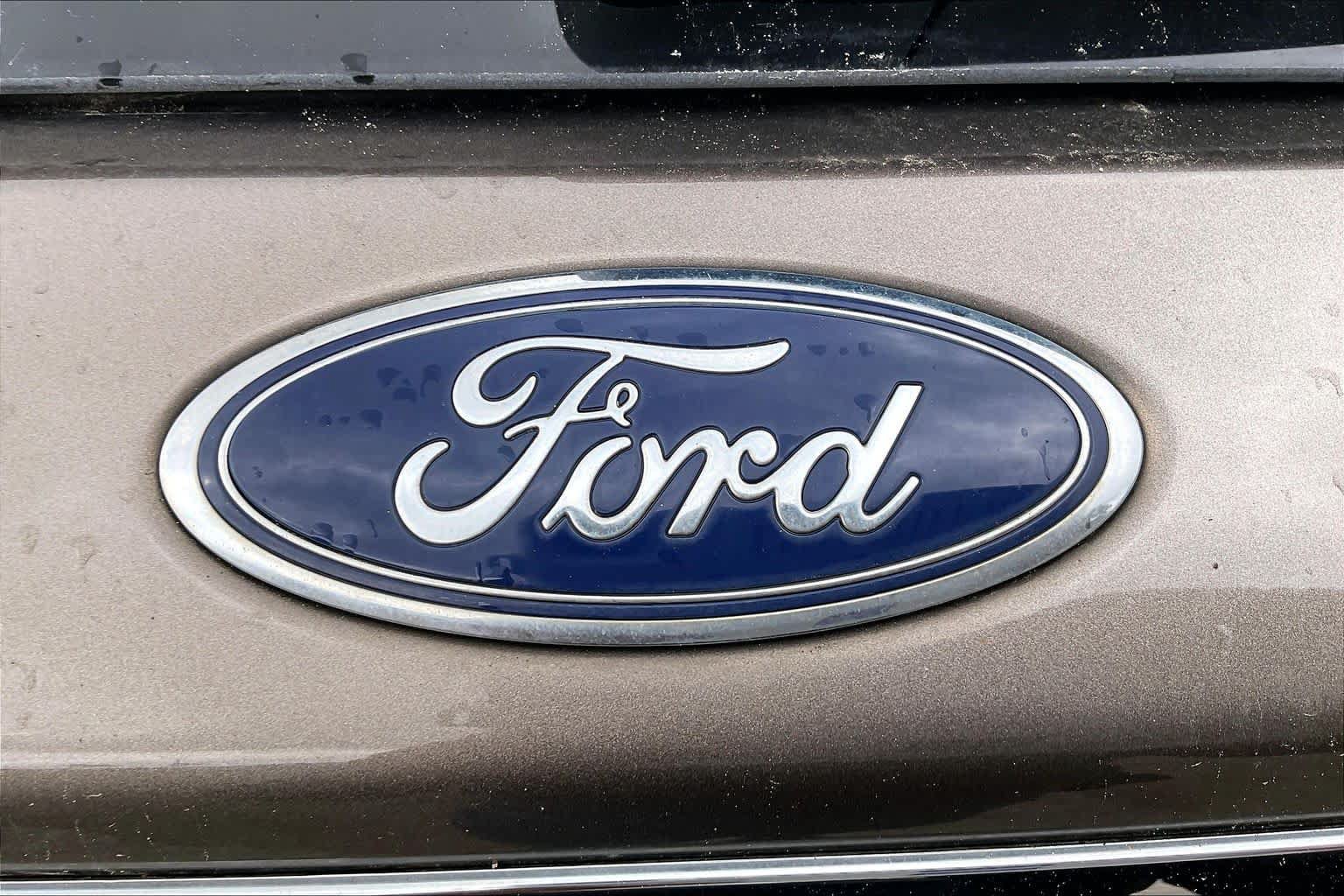 Used 2021 Ford Explorer Limited RWD image 30