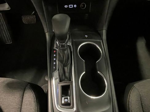 Used 2023 Chevrolet Equinox LT image 33