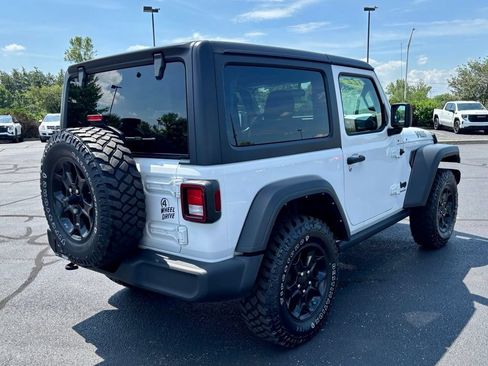 Used 2022 Jeep Wrangler Sport AWD/4WD image 8
