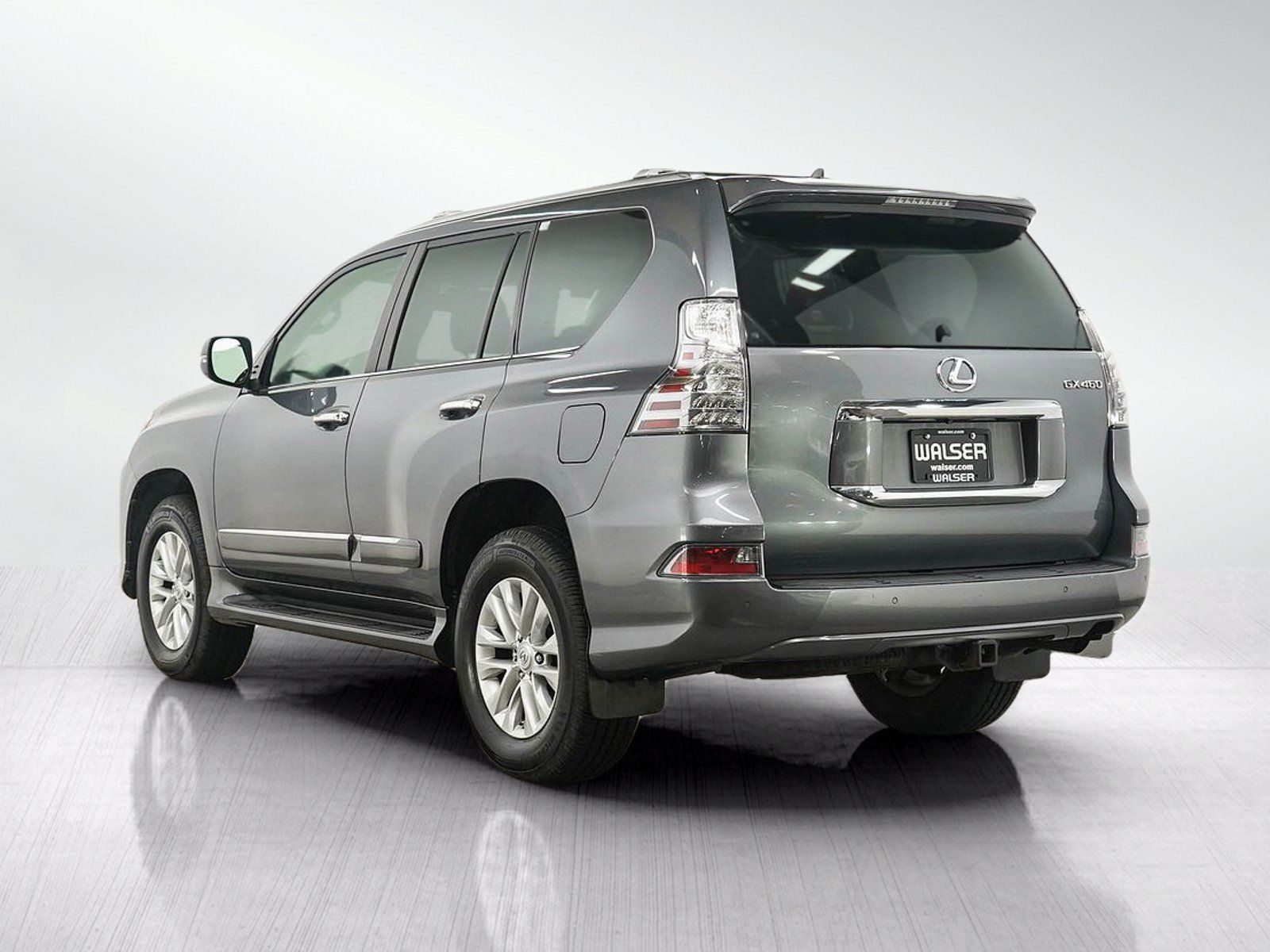 Used 2015 Lexus GX 460 w/ Premium Package AWD/4WD image 3