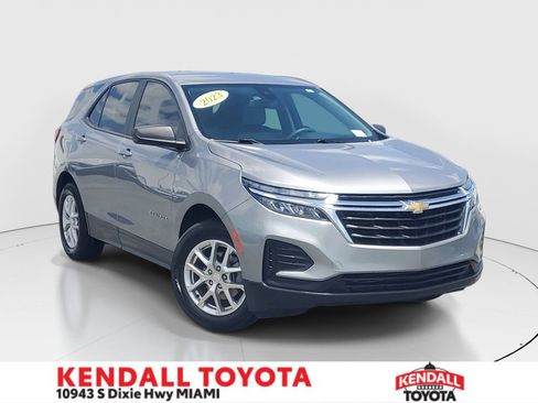 Used 2023 Chevrolet Equinox LS FWD image 1