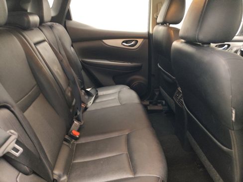 Used 2020 Nissan Rogue Sport SL w/ Premium Package image 19