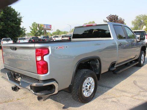 Used 2024 Chevrolet Silverado 2500 W/T w/ WT/CX Safety Package AWD/4WD image 13