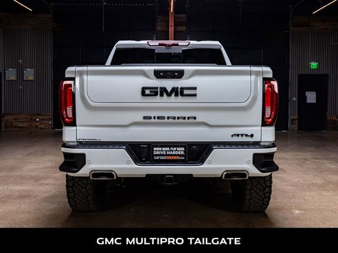 Used 2024 GMC Sierra 1500 AT4 w/ Technology Package image 8