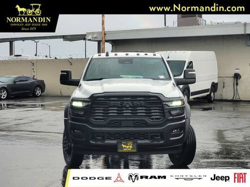 New 2026 RAM 5500 Tradesman AWD/4WD image 2