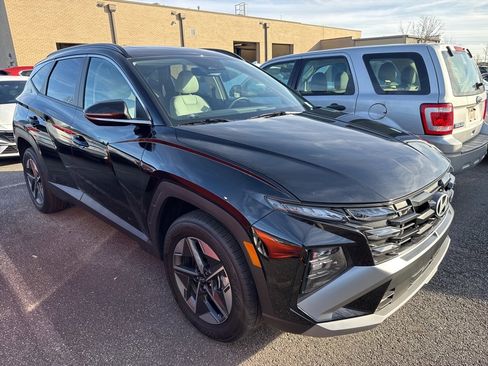 Certified 2025 Hyundai Tucson SEL image 3