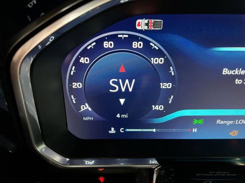 New 2026 Chevrolet Silverado 1500 High Country w/ Technology Package AWD/4WD image 13