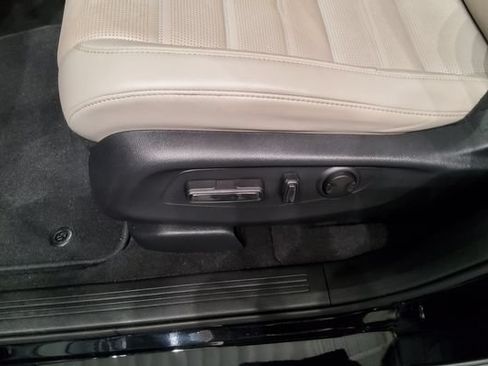 Used 2024 Honda CR-V EX-L image 34