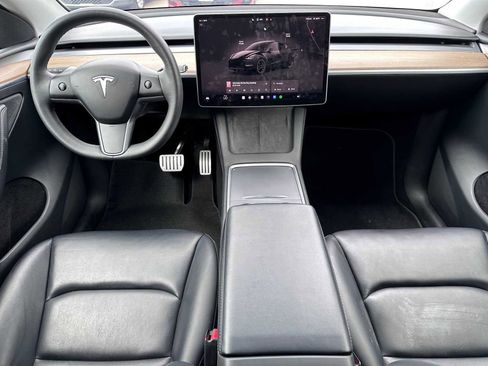 Used 2023 Tesla Model Y Performance AWD/4WD image 18