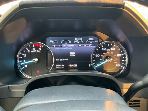 Used 2022 Ford F250 Lariat w/ Tremor Off-Road Package image 19