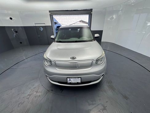 Used 2016 Kia Soul EV image 8