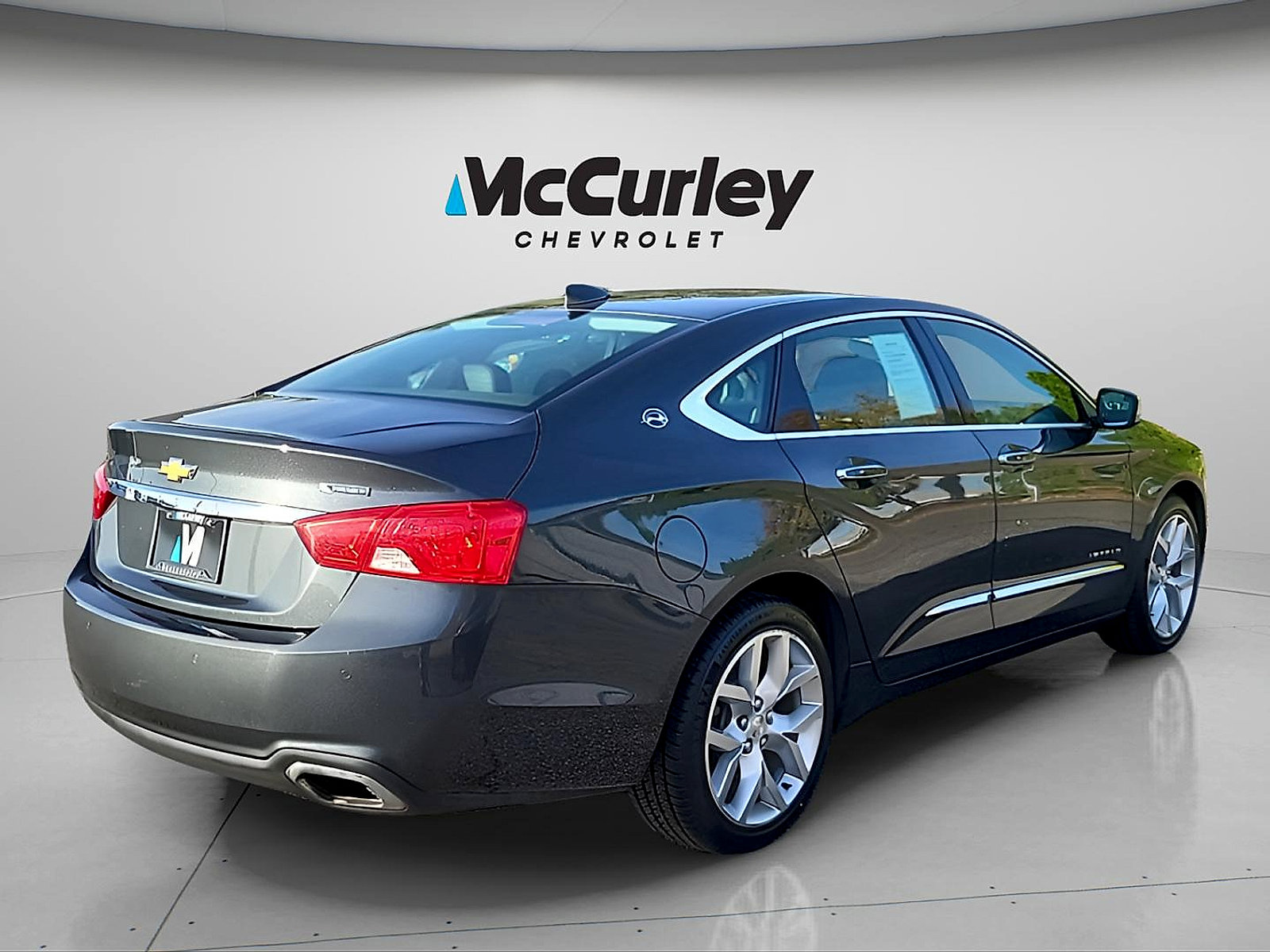 Used 2019 Chevrolet Impala Premier FWD image 7