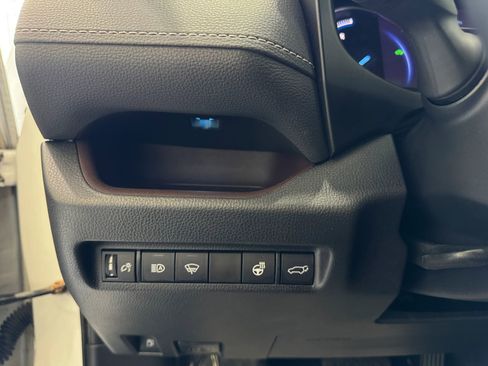 Used 2020 Toyota RAV4 Limited w/ Limited Grade Weather Package image 13