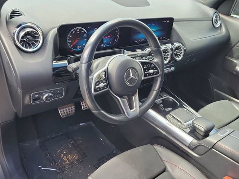 Used 2023 Mercedes-Benz GLA 250 4MATIC w/ AMG Line Exterior image 16