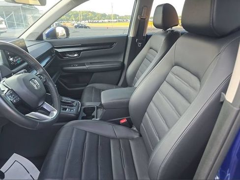 Used 2024 Honda CR-V EX-L image 3
