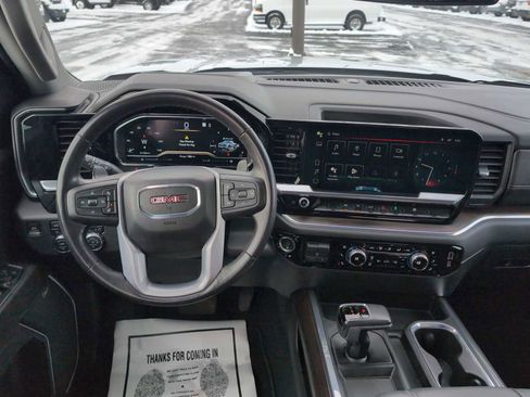 Used 2022 GMC Sierra 1500 SLT w/ SLT Premium Package image 17