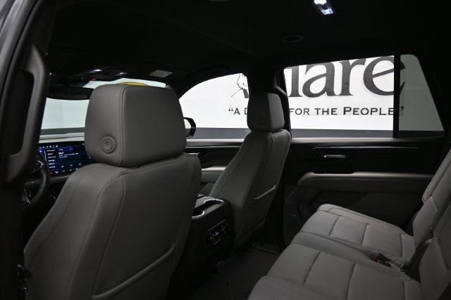 Used 2025 Chevrolet Tahoe LT w/ Comfort Package AWD/4WD image 25
