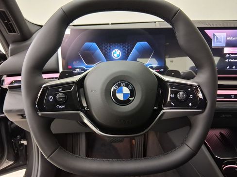 New 2026 BMW 530i w/ Convenience Package RWD image 15