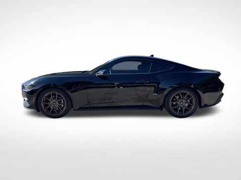 Used 2025 Ford Mustang Premium RWD image 8