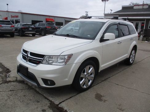 Used 2015 Dodge Journey Limited w/ Sun/Sound & Wheel Group image 2