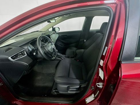 Used 2024 Toyota Corolla LE image 13