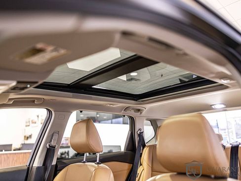 Used 2022 Nissan Rogue Platinum w/ Head-Up Display Package image 19