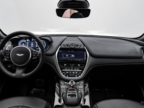 Used 2023 Aston Martin DBX 707 image 24