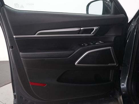 Used 2021 Kia Telluride S AWD/4WD image 23
